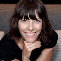 Headshot of Lisa Greenbaum, Practicing Meditator and Yoga Therapist